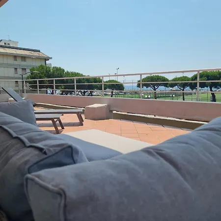 Les Pieds Dans L'eau With Parking Appartement Chiavari
